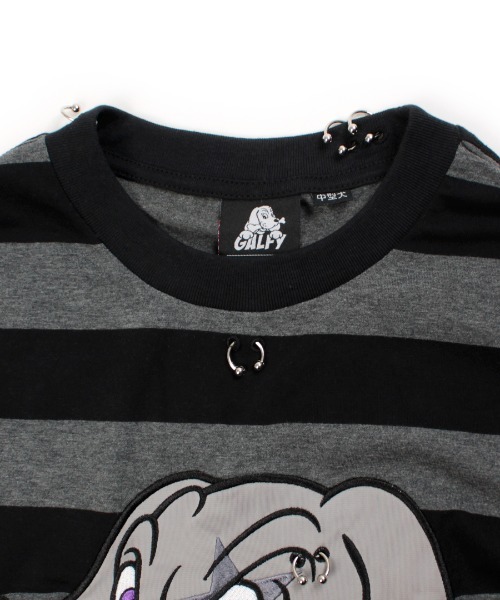 A'GEM/9 × .kom 『GALFY/ガルフィー』バチバチピアスTee セレクト