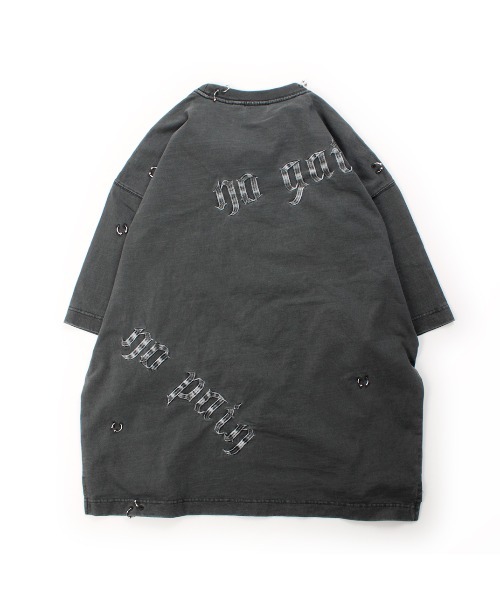 A'GEM/9 × .kom 『GALFY/ガルフィー』バチバチピアスTee セレクト