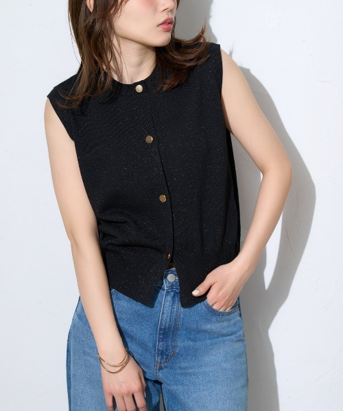 model：163cm / size：F