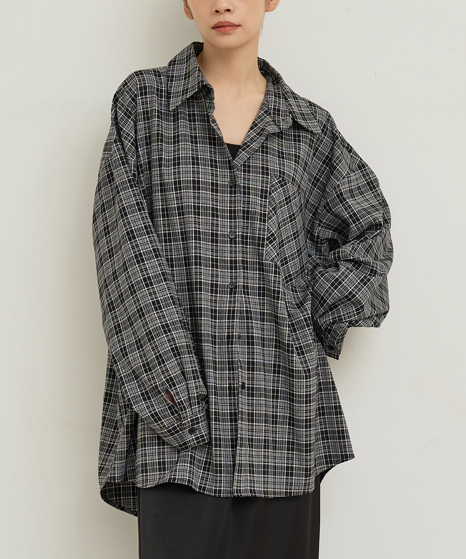 model：H166　着用サイズ：F