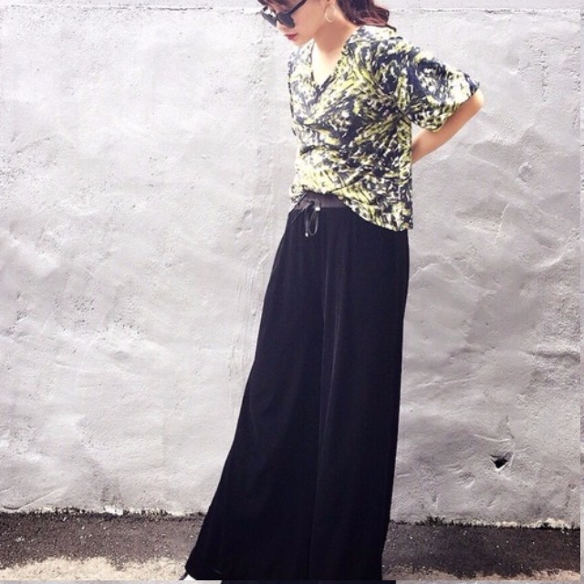 ベロアアイテムで秋を先取り おしゃれさんの着こなしをチェック Zozotown