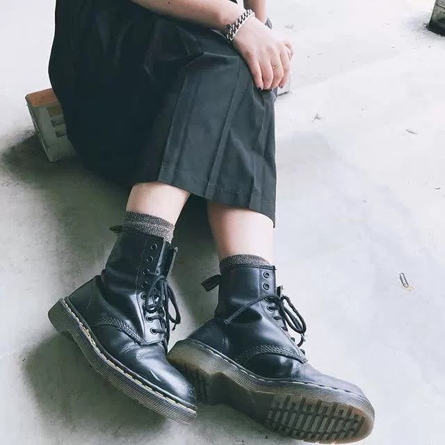 辛口なシューズを効かせて Dr Martens ドクターマーチン で秋コーデ Zozotown