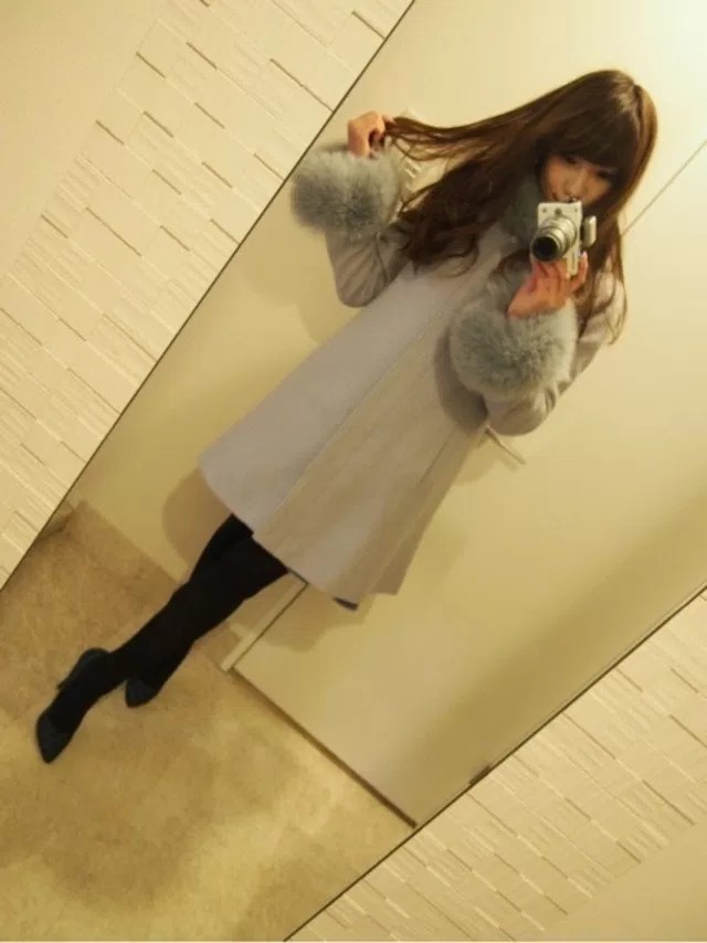 女っぷりが上がる ふわふわ袖ファーのコートで上品な冬コーデ8選 Zozotown