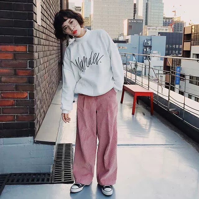 カジュアルだけど美人に仕上げる 部屋着にならない 女っぽスウェット テクニック Zozotown