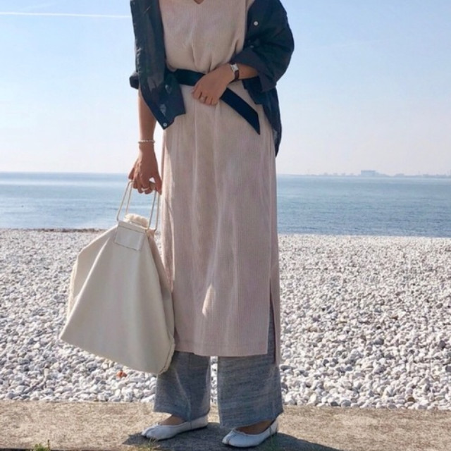 今 ワンピース ボリュームボトムスのレイヤードスタイルが可愛い Zozotown