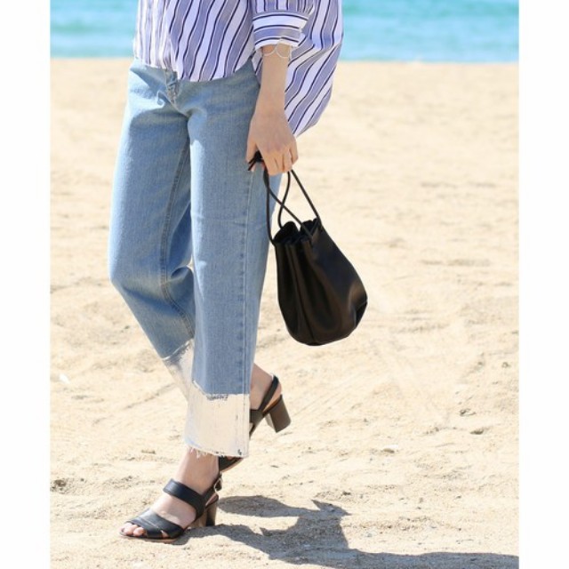 みんなの定番 デニムパンツ はデザインで差をつけよう ファッショニスタのデニムスタイル4選 Zozotown