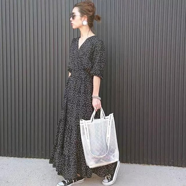 ゆるっとvネックのワンピースで着痩せ見え 楽ちんですっきりおしゃれなコーデ11選 Zozotown