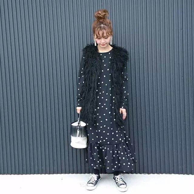 今夜は久しぶりにライブへ いつもとはちょっと違うドレスアップコーデで出かけよう Zozotown