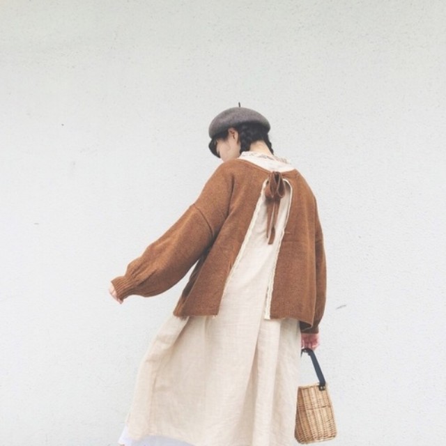 春を先取りしたい アウターの下には ワンピース を着込んで キナリノ