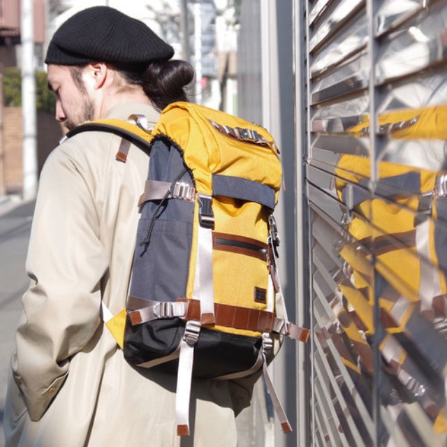 おしゃれに持てるメンズバッグ の先駆 日本人に愛されるマスターピースのバッグ Zozotown