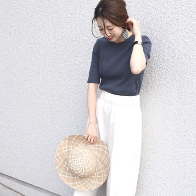 2 LOCARI(ロカリ)のファッションまとめ「人気セレクトショップで発見!完売必至