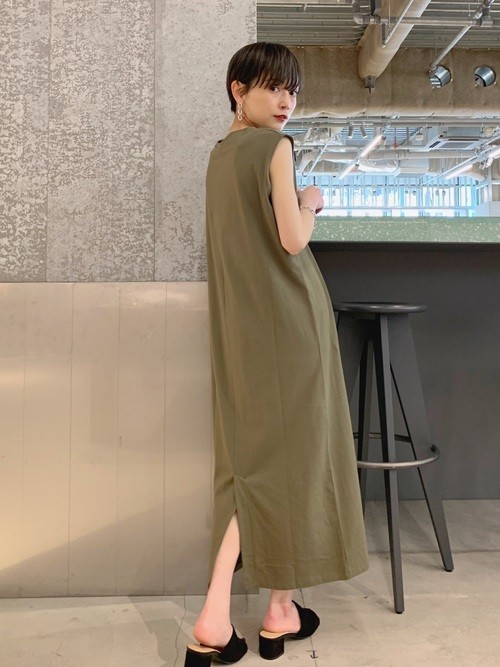 黒サンダルコーデ特集 30代40代女性におすすめの上品 カジュアルスタイル Zozotown