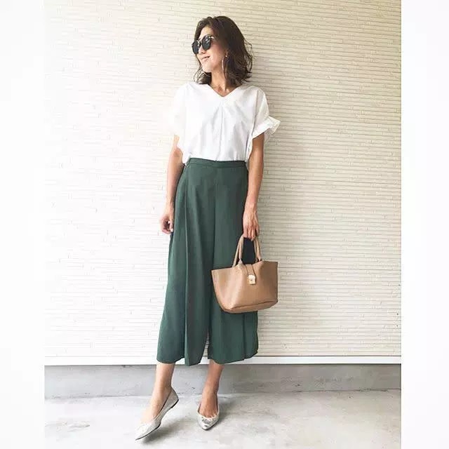 アラフォー女子は シルバーパンプス を投入 きれいめコーデ派にマストな理由とは Zozotown