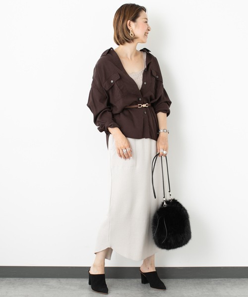 ブラウン シャツ