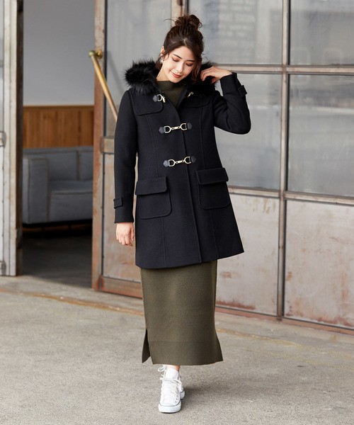 黒コートコーデ特集 地味見えしない冬の大人可愛い着こなしをご紹介 Zozotown