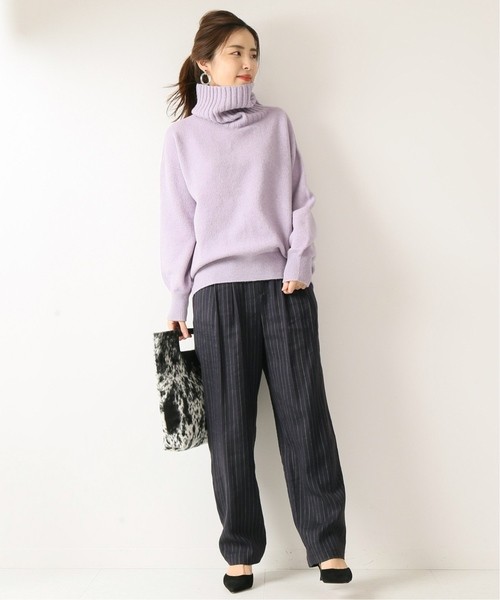 紫ニットコーデ特集 合う色別 おしゃれなパープルファッションをご紹介 Zozotown