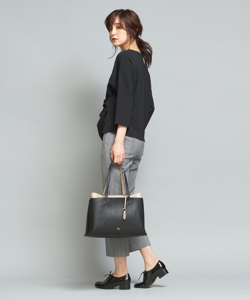 30代女性はバッグにもこだわって オフィスカジュアルにおすすめの鞄まとめ Zozotown