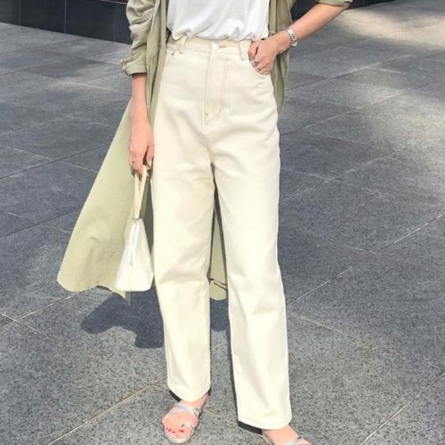 ラクしてキレイ が合言葉 モノトーンデニムパンツの旬スタイル4選 Zozotown