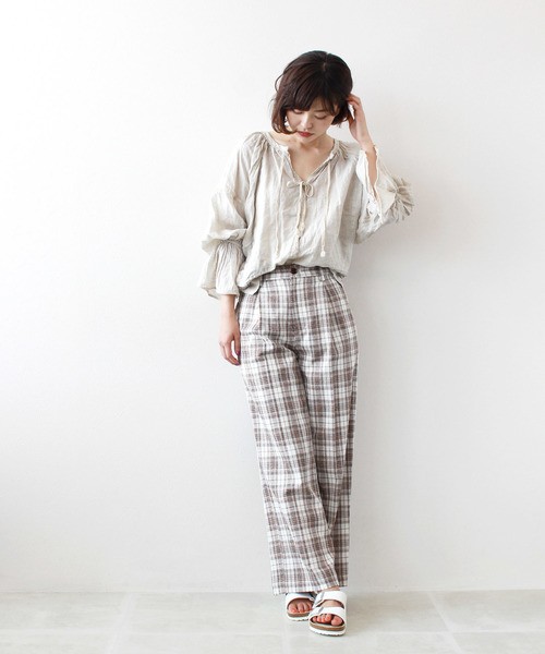 夏のチェックパンツコーデ 最新 簡単にマネできるおしゃれな着こなしテク Zozotown