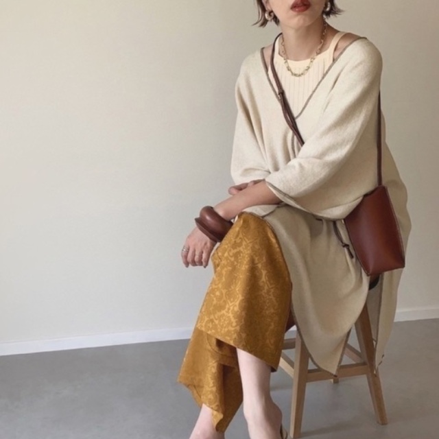 秋カラー小物を取り入れて まんねり夏服をアップデート Zozotown