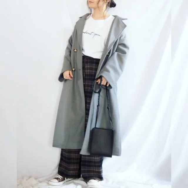 もこもこ袖のゆるニット アウターには何を着る 人気のボリュームニットに最適なコート ジャケット Zozotown