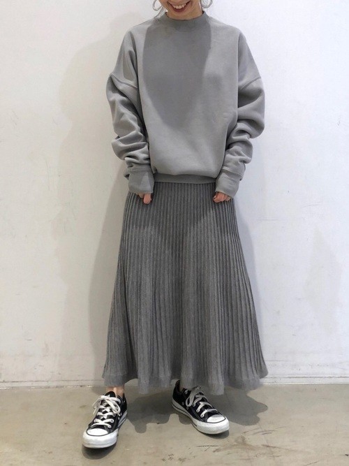 冬のトレーナーコーデ 女性らしさも忘れないおしゃれな着こなし術 Zozotown