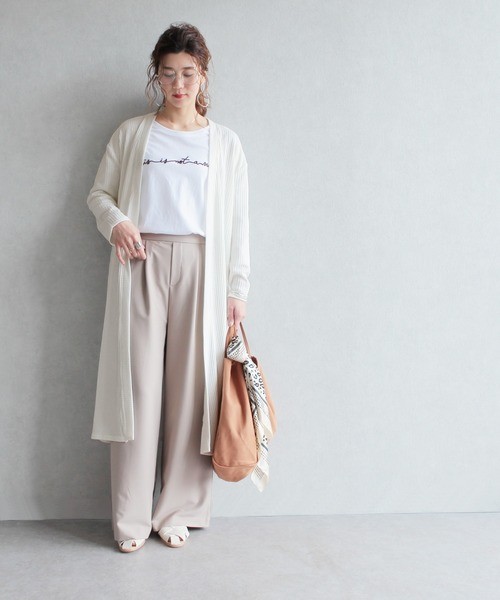 40代女性は ロングカーディガン で大人お洒落に 春コーデに合う着こなし方 Zozotown