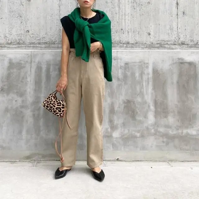 秋 冬 春 コーデ ニット グリーン 緑 デザイン 人気 割引｜トップス