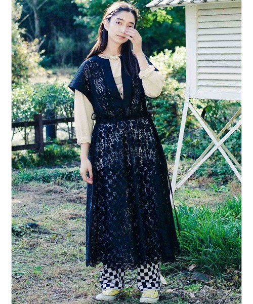 赤い網目編み半袖ニットワンピース （overE's HOLIDAY Aライン