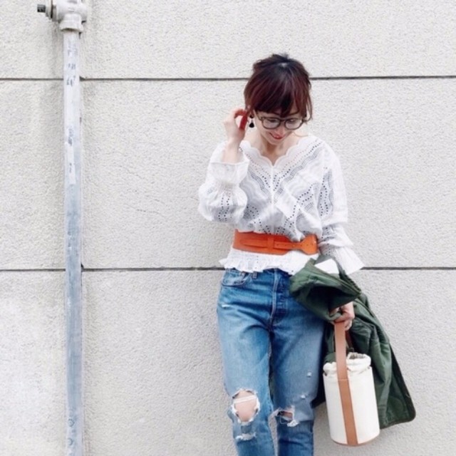 この春 結局使えるのは白でした 色物やトレンドカラーがなくても大丈夫 白で作る春コーデ Zozotown