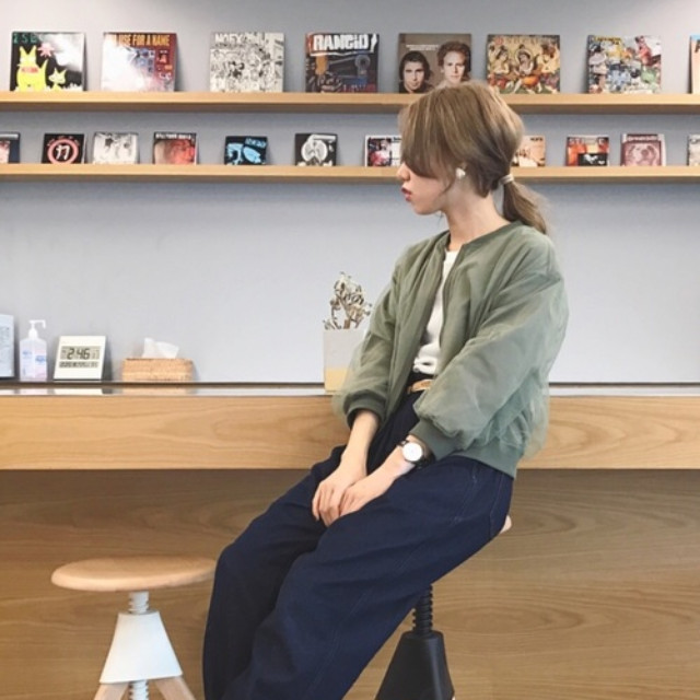 カラーは三色が可愛い カラフルなのにオトナなコーデ Zozotown