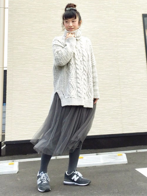 甘辛mixだけじゃない チュールスカートの大人可愛いコーデ法 定番