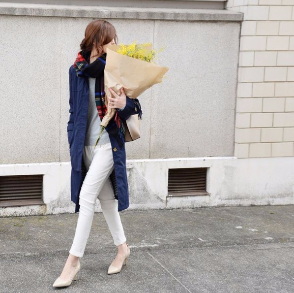 ベスト50 黒 ミュール コーデ 人気のファッショントレンド