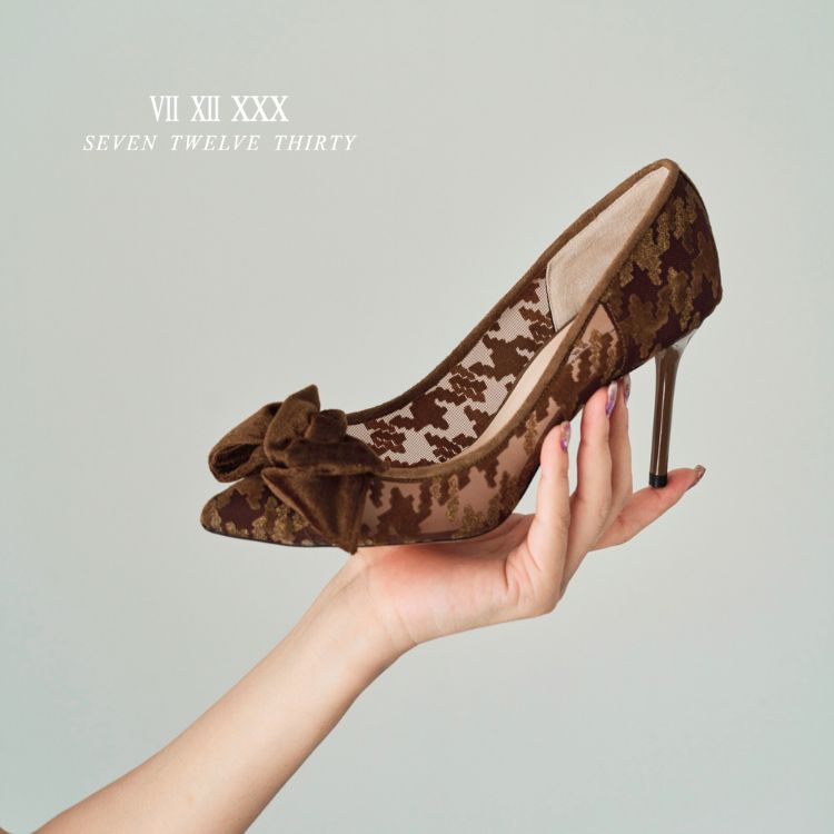 SEVEN TWELVE THIRTY�i�Z�����g�D�G�����T�[�e�B�j