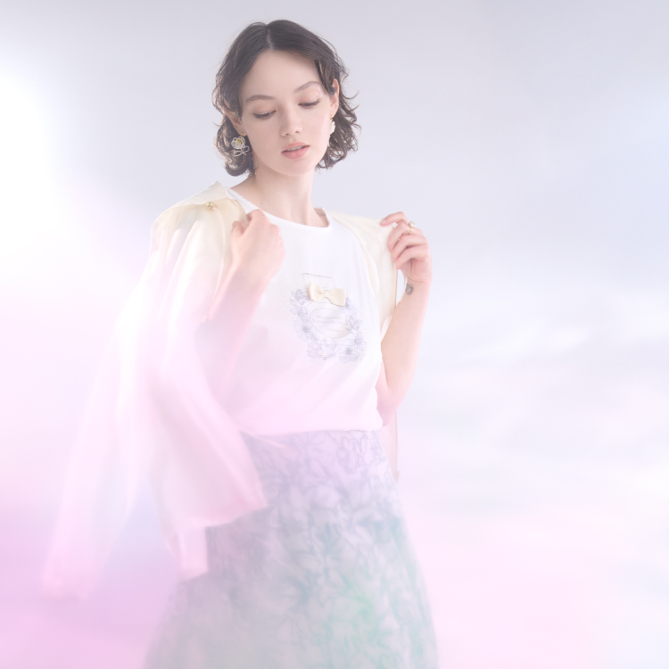 Couture broochiN`[u[`j