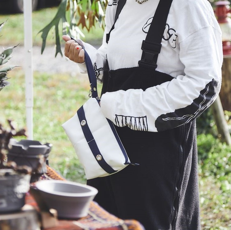 �t�@�Y�{�b�N�X ���C���r�W���A��