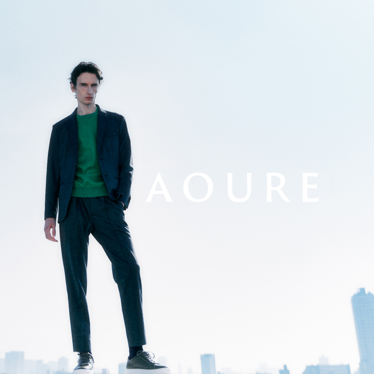 AOUREiAE[j