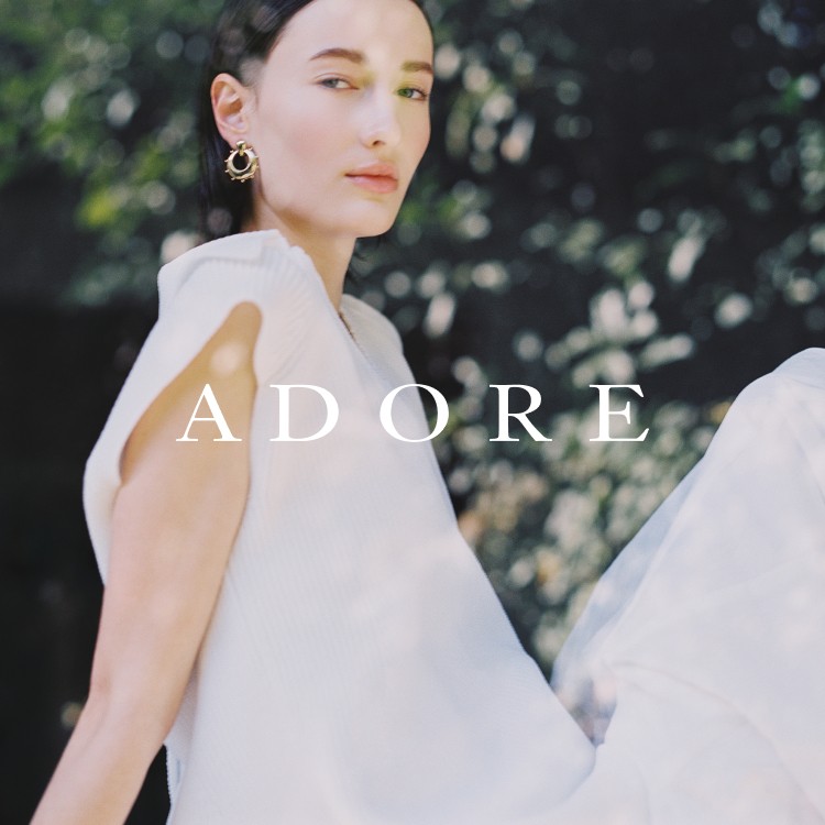 ADORE�i�A�h�[�A�j