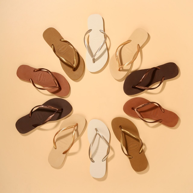 CLASSIC LINES�i�N���V�b�N���C���Y�j