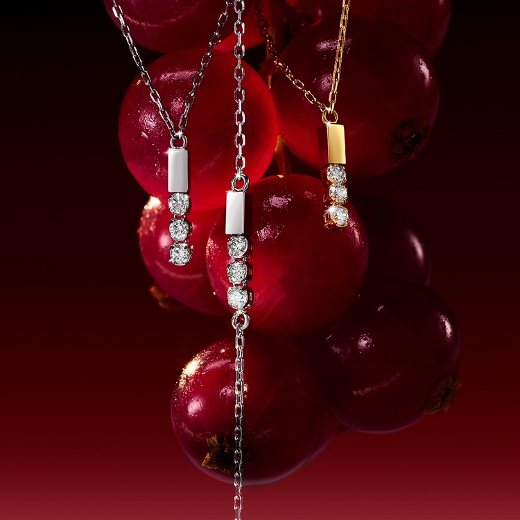 AHKAH�i�A�[�J�[�j�̃V���b�v�j���[�X�u�y���Ԍ���i�z���������N��̋P���A�V�����f���A���C���v�`�v