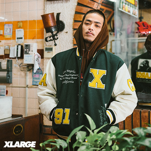 ブルゾンXLARGE アウター - ブルゾン