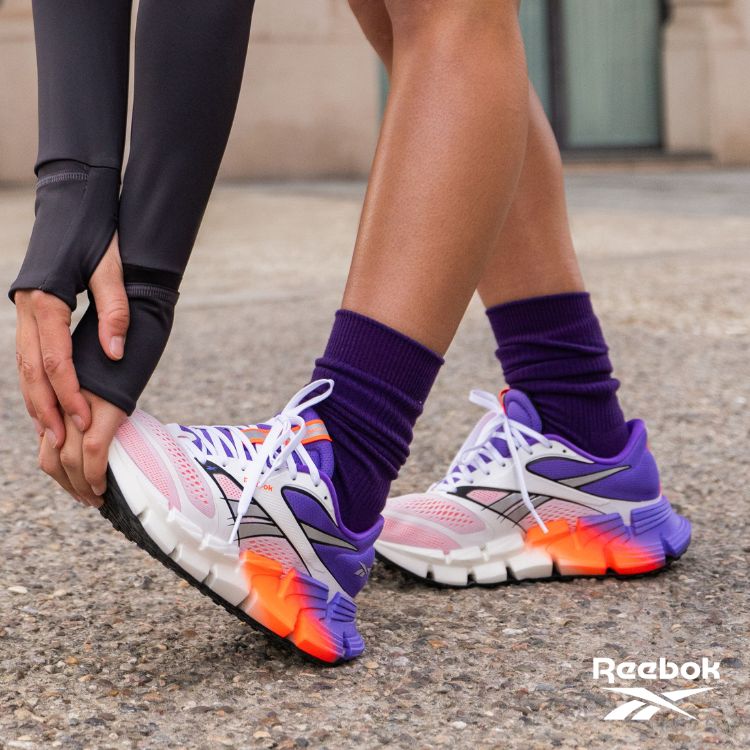 Reebok�i���[�{�b�N�j�̃V���b�v�j���[�X�u�������߃����j���O�V���[�Y �v