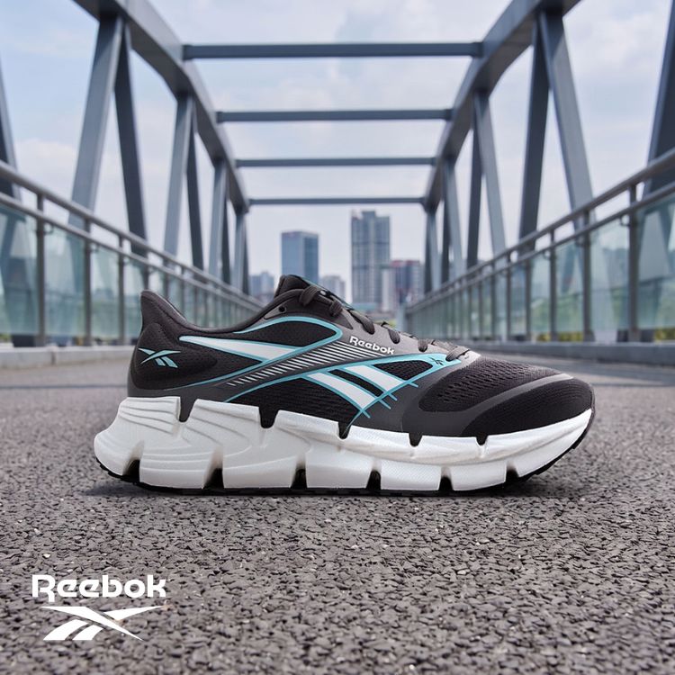 Reebok�i���[�{�b�N�j�̃V���b�v�j���[�X�u�yReebok�z���i�g���ɂ��������߁I�����S�n���Q�̃����j���O�V���[�Y�v