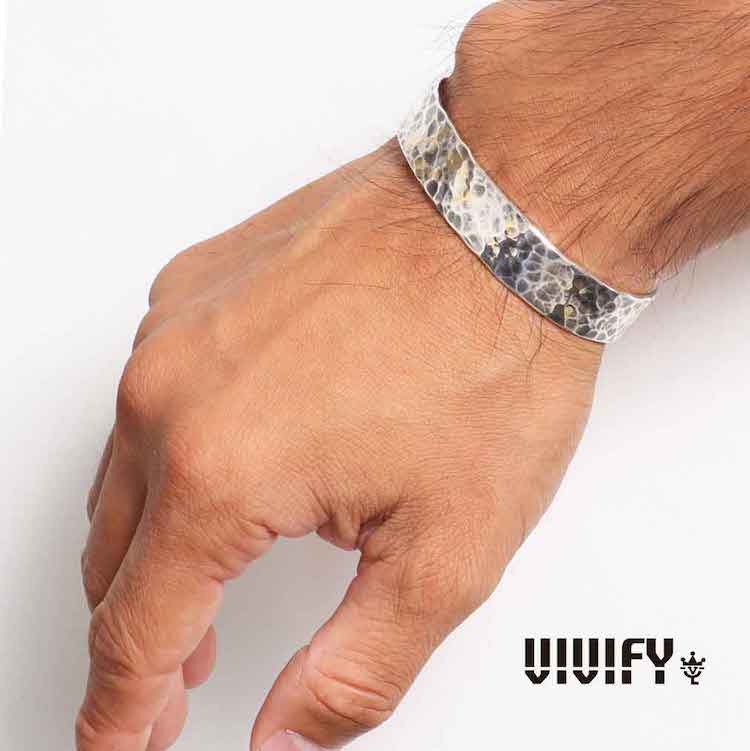 ANCHOR by ROTAR/VIVIFY�i�A���J�[�o�C ���[�^�[/�r�r�t�@�C�j�̃V���b�v�j���[�X�u�V���o�[����㏸�� | �����Ȃ獡���f�R�����ȁg�d�߁h�A�N�Z�T���[�yVIVIFY�z�v