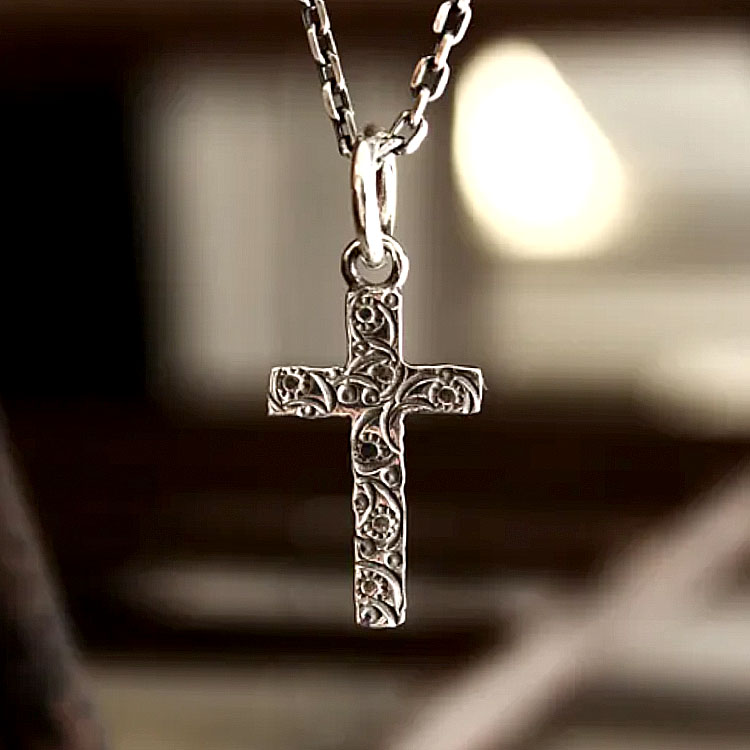 ANCHOR by ROTAR/VIVIFY�i�A���J�[�o�C ���[�^�[/�r�r�t�@�C�j�̃V���b�v�j���[�X�u�E�l�Z�����Â��yVIVIFY�z�l�b�N���X���W�v