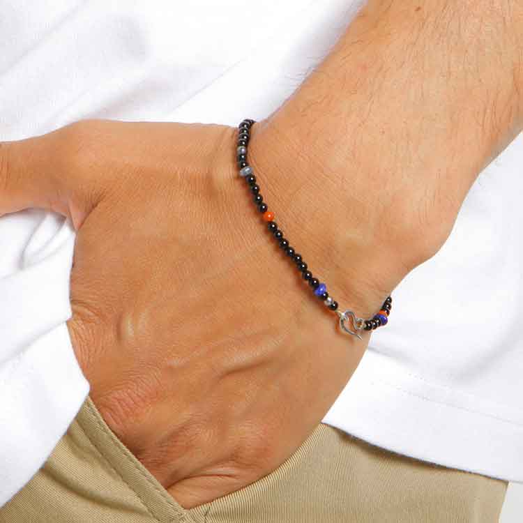 ANCHOR by ROTAR/VIVIFY�i�A���J�[�o�C ���[�^�[/�r�r�t�@�C�j�̃V���b�v�j���[�X�u�yVIVIFY�z�̐l�C�A�C�e�����ē��ׁv