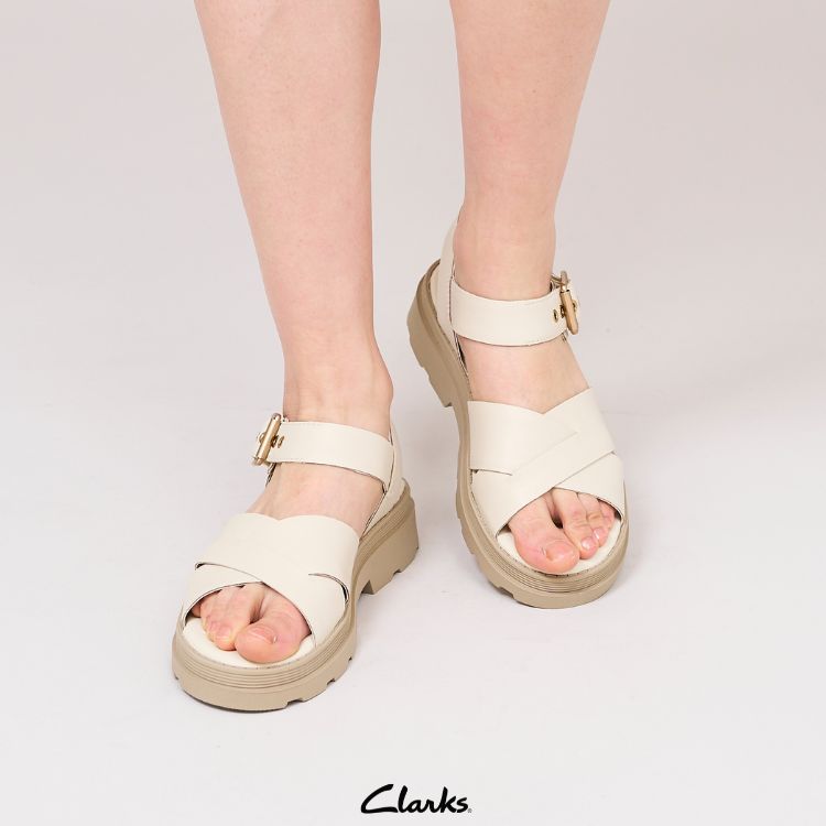 Clarks�i�N���[�N�X�j�̃V���b�v�j���[�X�u�yClarks�z�y�₩�ɗ����� Orinoco3 Cross �T���_�� �v