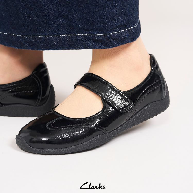 Clarks�i�N���[�N�X�j�̃V���b�v�j���[�X�u�y�N���[�N�X�zAW26�V��b���K�����[�W�F�[�� Meridor Jane �v
