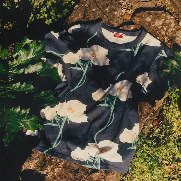 KENZO�i�P���]�[�j�̃V���b�v�j���[�X�uKENZO �V��F�X�v�����O T�V���c�v