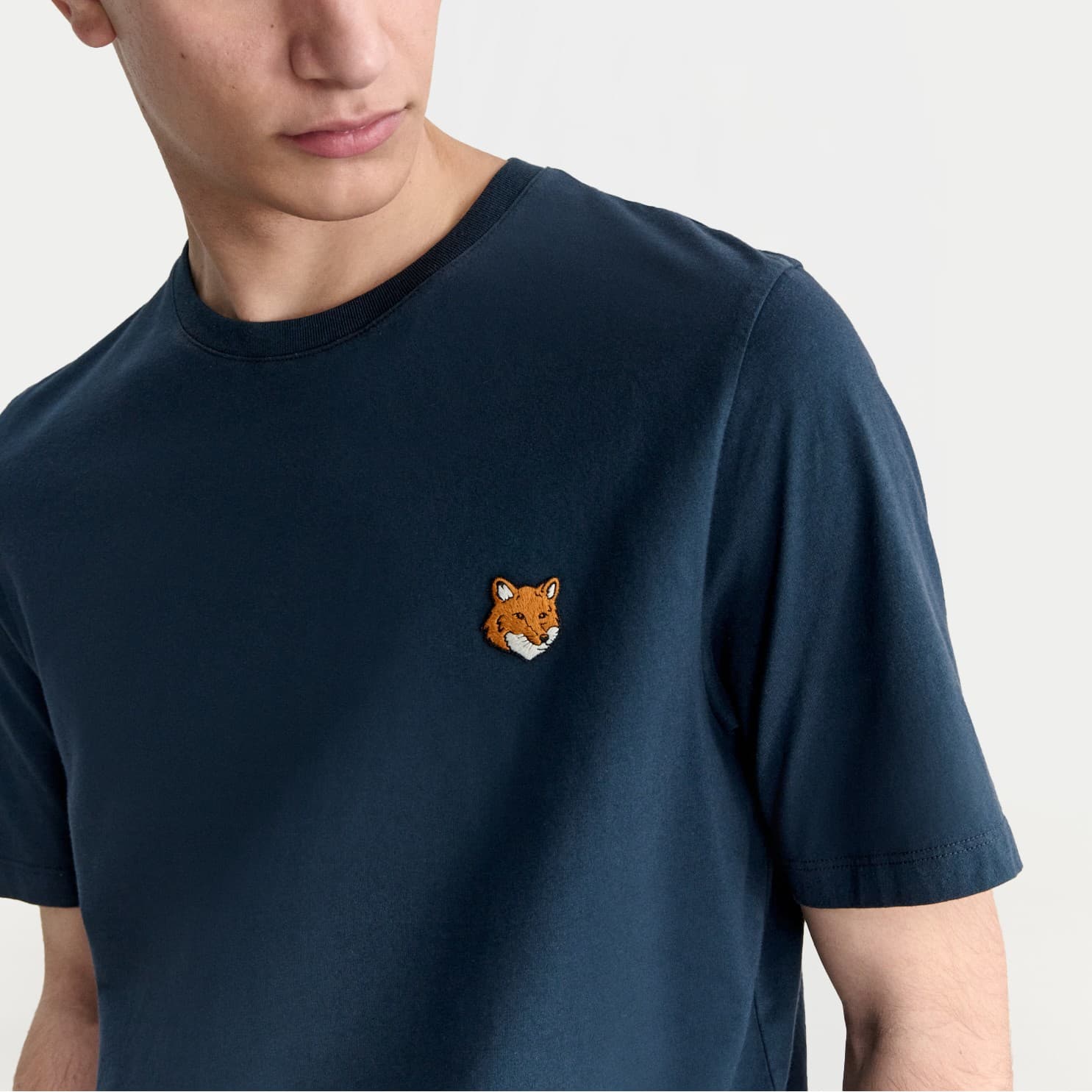 Maison Kitsune�i���]���L�c�l�j�̃V���b�v�j���[�X�u�yMAISON KITSUNE�zTimeless Essentials�v